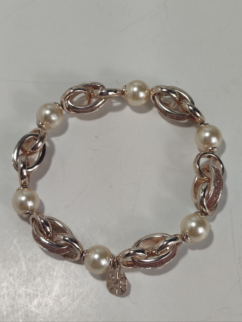 Monet Rose Gold Tone Faux Pearl Stretch Bracelet Pink Glitter Link Statement - Picture 7 of 7